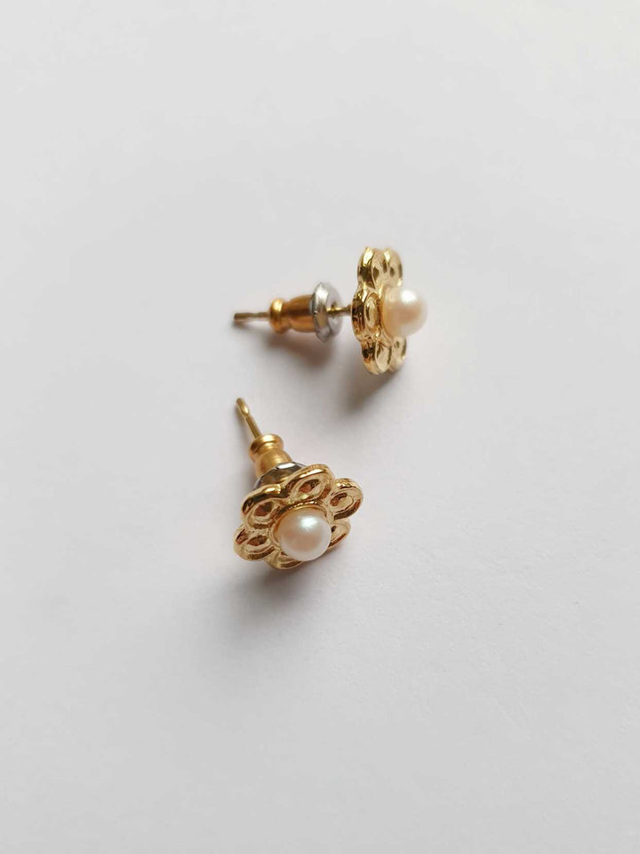 Vintage Gold Plated Flower Stud Earrings with Faux Pearl