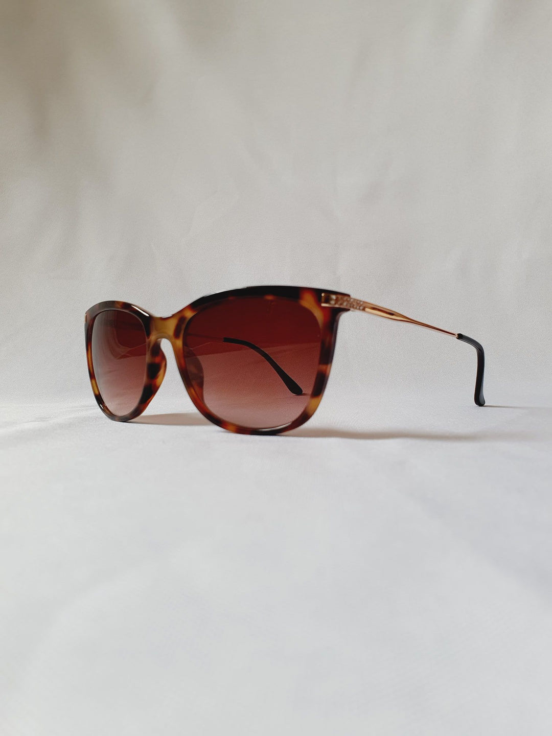 Vintage Sunglasses 29