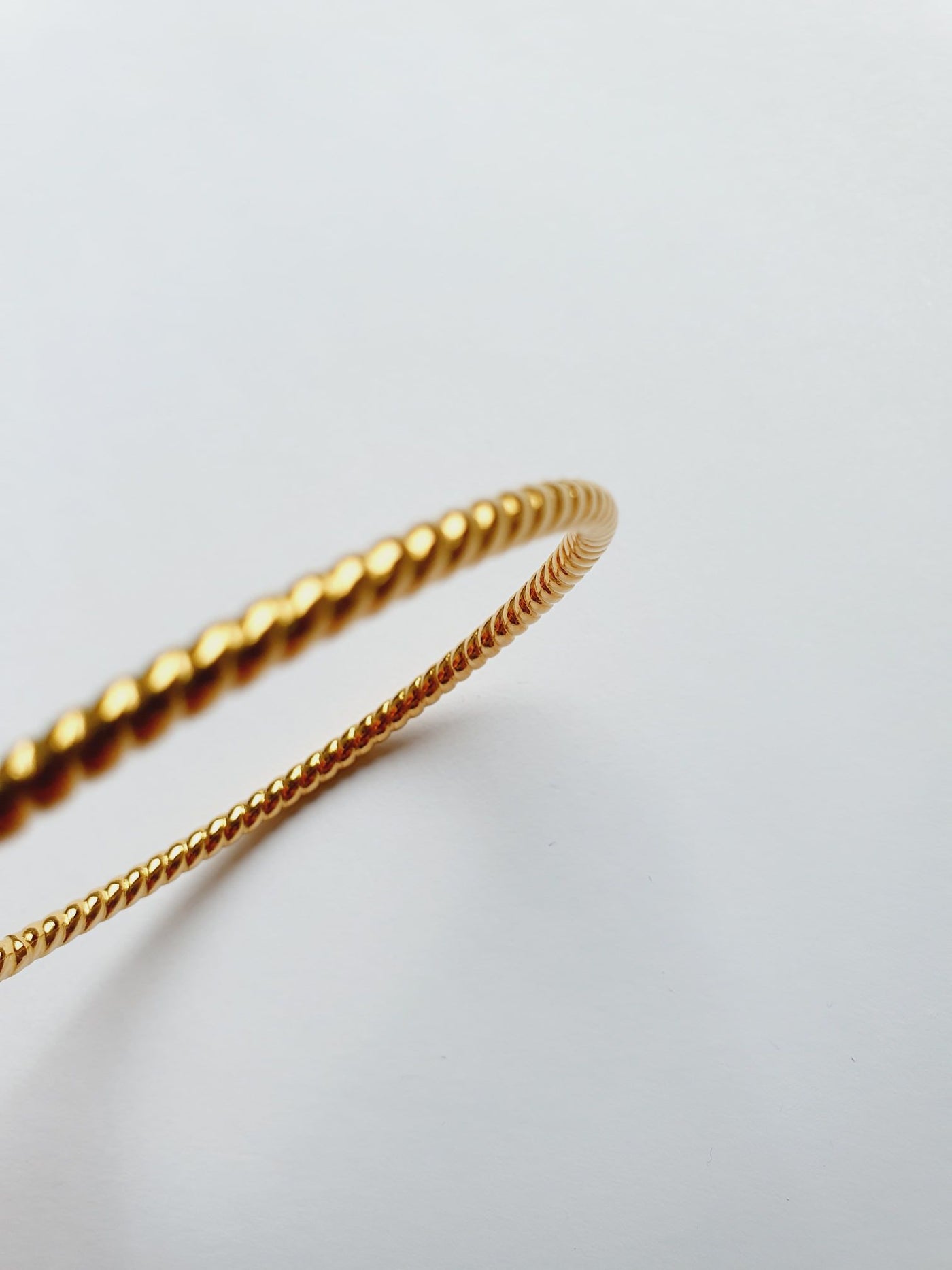 Vintage Gold Plated Round Twist Bangle Bracelet