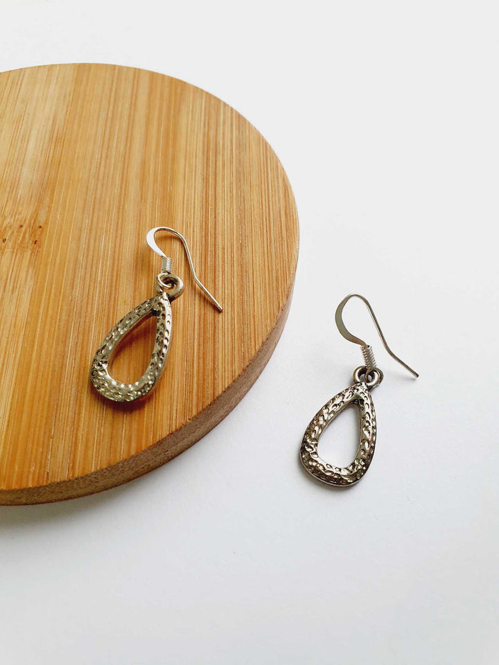 Vintage Silver Toned Drop Earrings